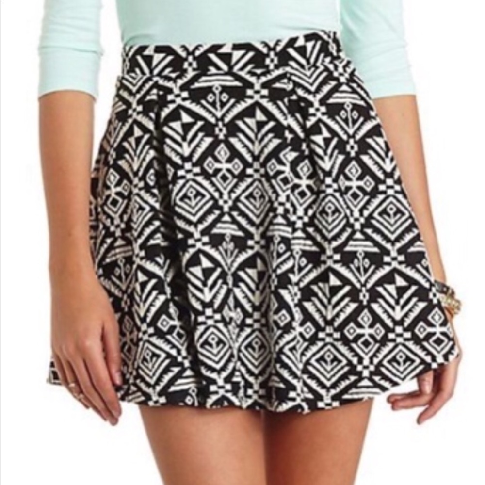 VS Pink Aztec Skirt - Picture 2 of 2
